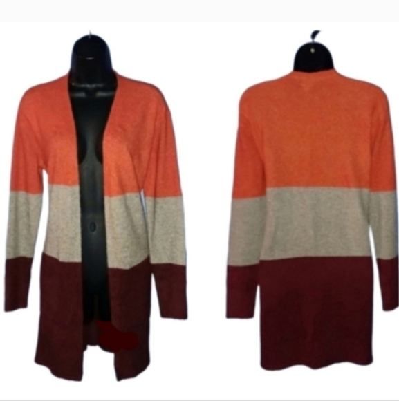 A New Day Colorblock Sweater - Picture 2 of 4